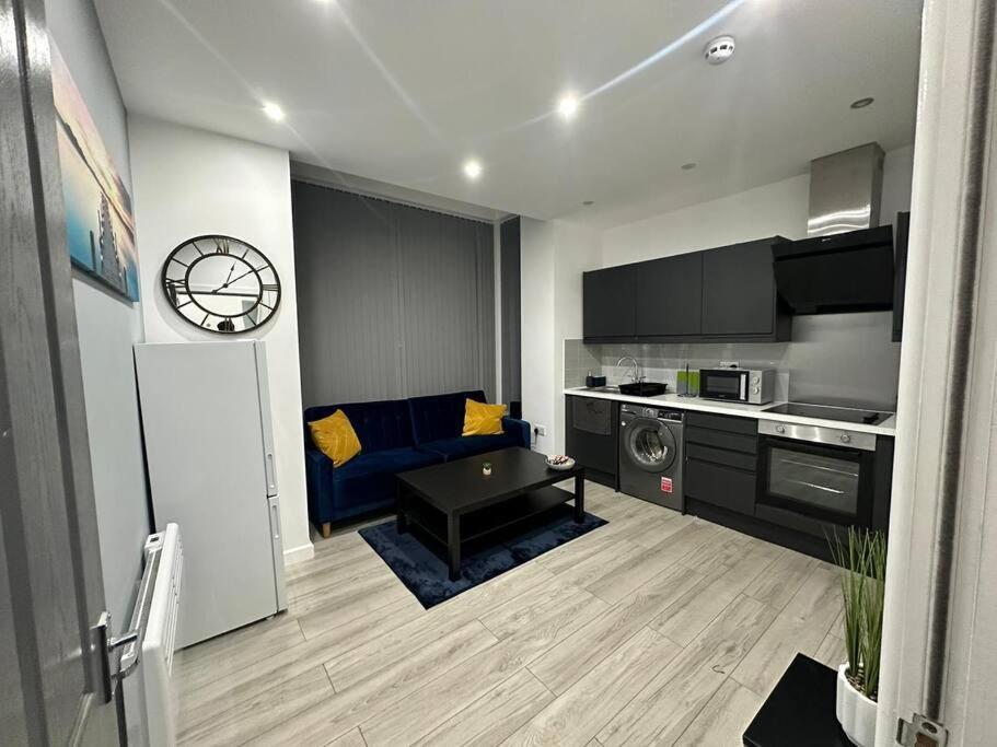 Luxurious 2 Bedroom Flat Beeston Hill Luaran gambar